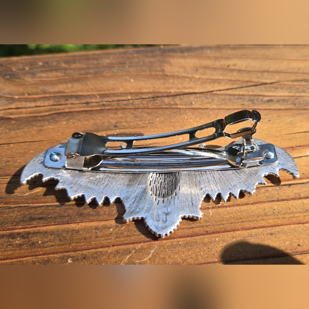 HOST PICK! 🎉🎊 Dolls Kill Silver Bat Hair Clip - Picture 4 of 4